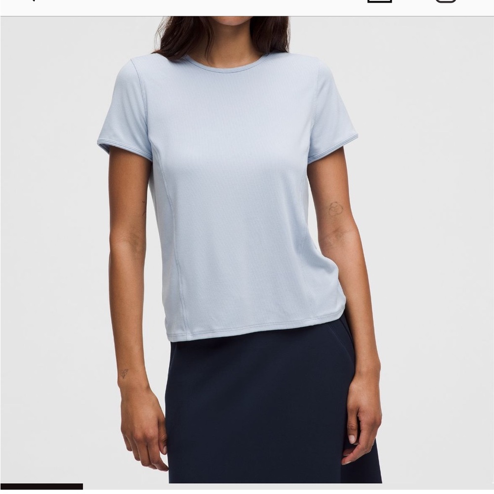 Twist-Back Soft Ribbed Short-Sleeve Top - Picture 3 of 5